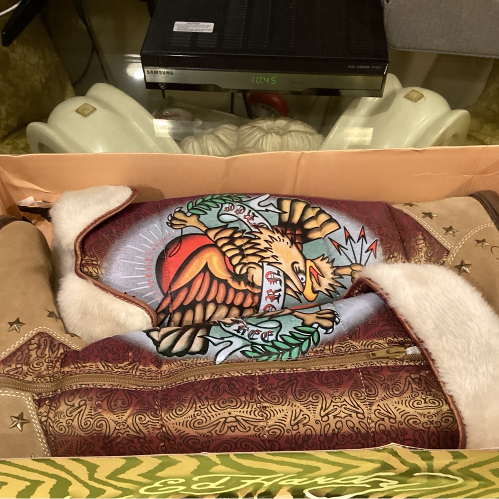 Ed Hardy boots - Picture 7 of 8